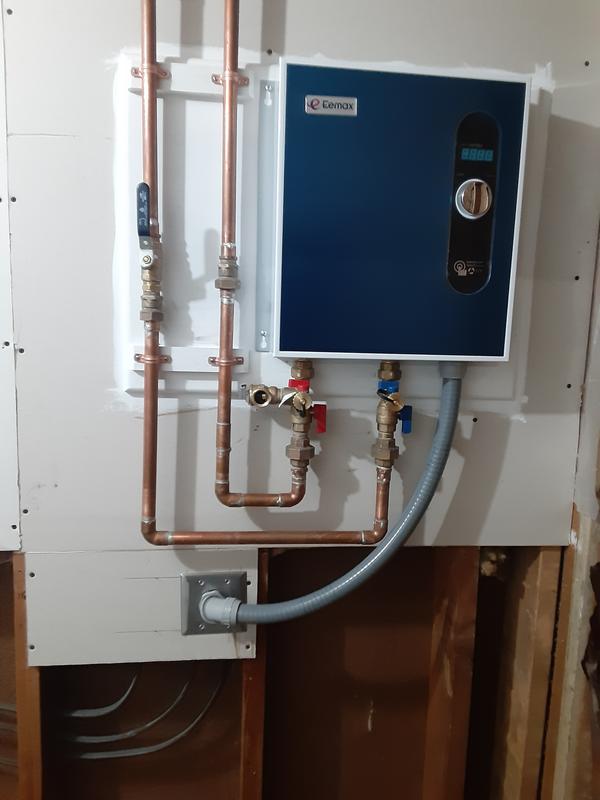 Eemax 240-Volt 27-kW 5.3-GPM Tankless Electric Water Heater in the Water  Heaters department at Lowes.com