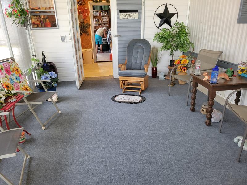 Lancer Indoor/Outdoor Nautical Carpet Adhesive - 1 Gallon at Menards®