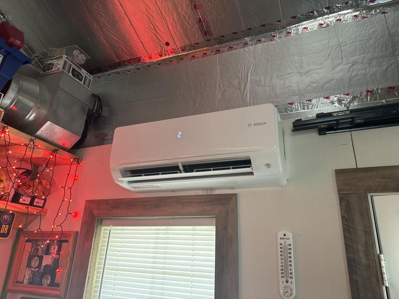 Bosch Single Zone 12000 BTU 22.7 SEER Ductless Mini Split Air