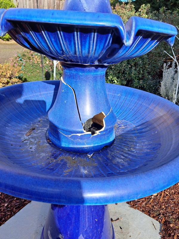 Glitzhome 27.5-in H Ceramic Water Tiered Outdoor Fountain
