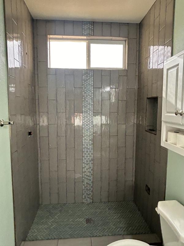 Elida Ceramica Beach Glass Blue 12-in x 12-in Glossy Glass Uniform Squares Patterned Wall Tile (0.968-sq. ft/ Piece)