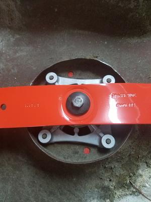 Caltric Spindle Housing Shaft Kit For Husqvarna ZTH Mowers – 539104402 W/ Bearings 4-Pack