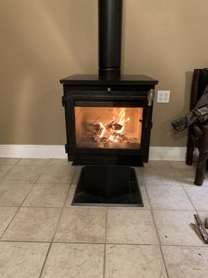 Summers Heat 1800-sq ft Heating Area Firewood Stove at