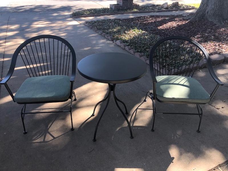 Lowes weddington bistro online set