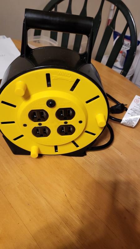 Southwire Woods 25-ft 16/3 Multi- Outlet (4) Extension Cord Reel