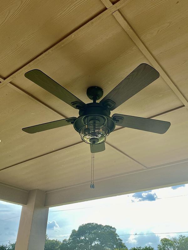 Flush Mount Ceiling Fan With Light, Why Do Outdoor Ceiling Fan Blades Droop
