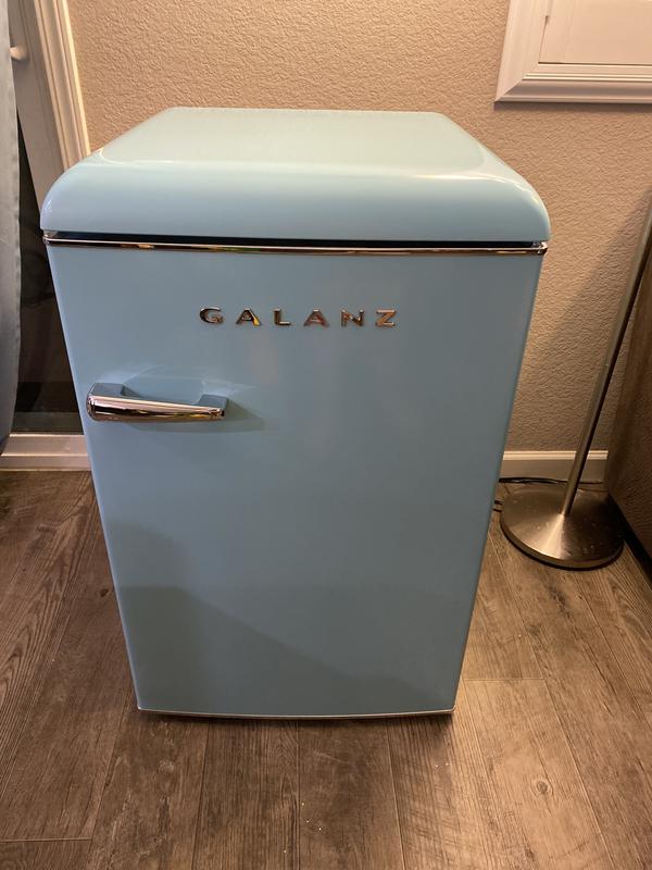 GLR46TBEER by Galanz - Galanz 4.6 Cu Ft Retro Top Mount