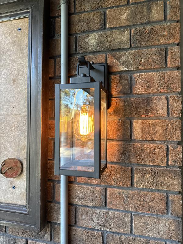 C Cattleya 1-Light 16-in H Matte Black Dusk to Dawn Led, Outdoor