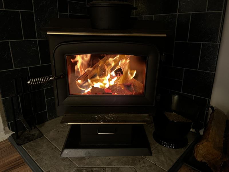 Ashley Hearth Products 1200-sq ft Heating Area Firewood and Fire Logs Stove  in the Wood Stoves u0026 Wood Furnaces department at Lowes.com