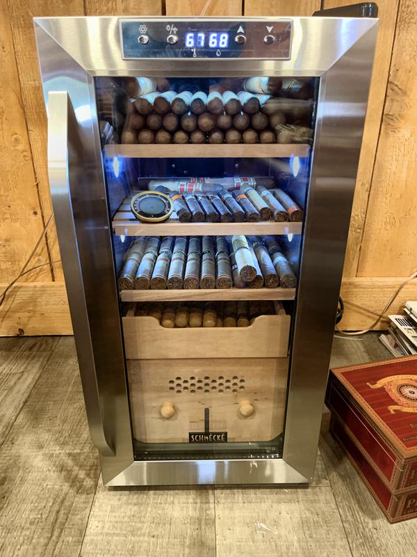 Schmecke 27.1-in x 13.5-in x 17.7-in Stainless Steel Freestanding Cabinet Humidor (Holds 250)