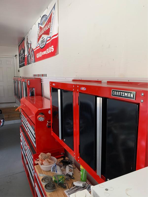 Armoire de rangement pour le garage CRAFTSMAN en acier, 74 po, rouge et  noir CMST23201RB