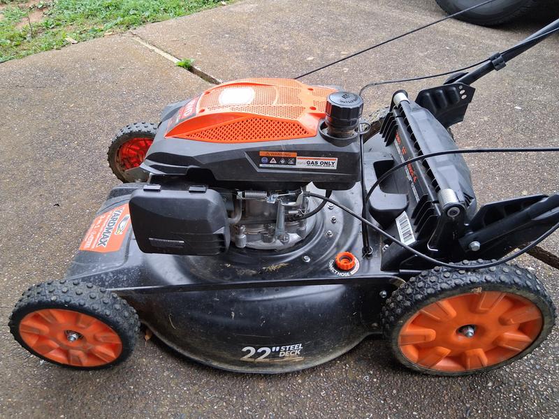 YARDMAX Yg1650 21-in Gas Push Lawn Mower with 170-cc Engine YG1650