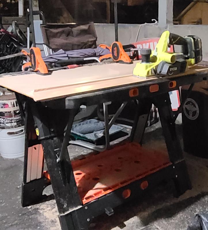 BLACK+DECKER 24-in L x 30.125-in H Black/Orange/Wood Portable Work Bench in  the Work Benches & Tops department at