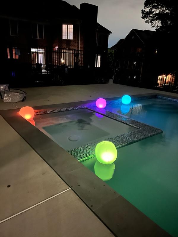 Harbor Breeze Floating Solar Solar Multicolor LED Pool Light in the ...
