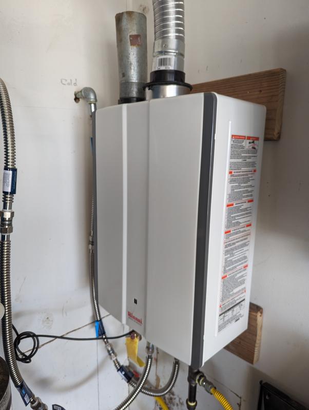 Rinnai High Efficiency Tankless Water Heater - 130k Btu 6.5gpm | Lowe's  Canada