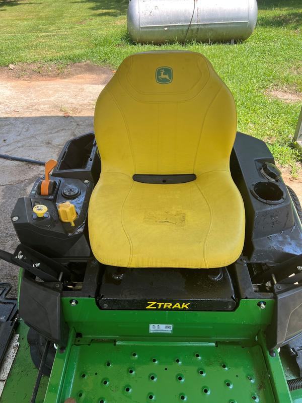 Shop John Deere Z325E ZTrak 54-in Zero-Turn Riding Lawn Mower