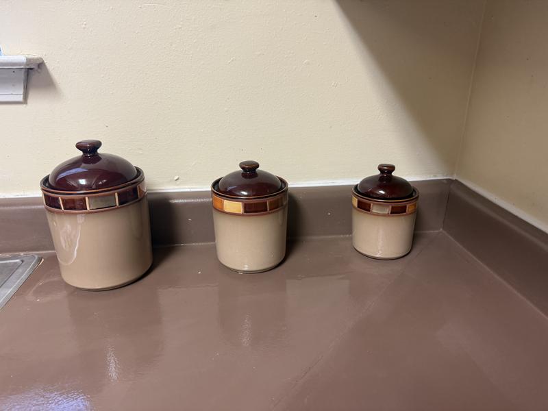 Gibson Elite 3-Pack Quart Ceramic Canister Set with Lid 84983777M