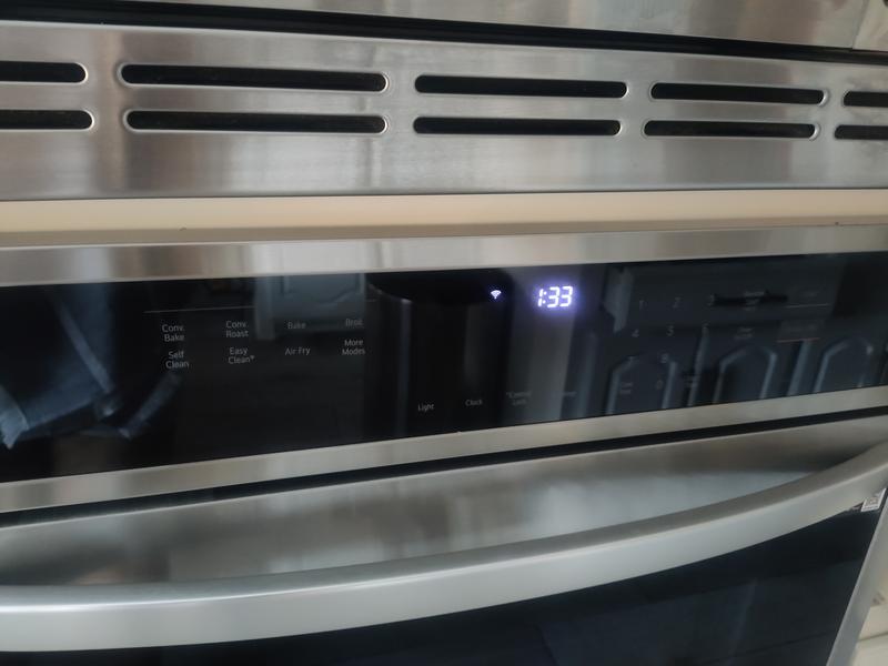 4.7 cu. ft. Wall Oven with Convection and Air Fry (WSEP4723F)