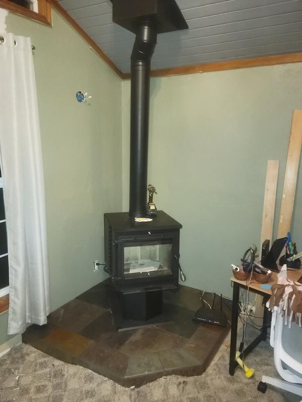 Summers Heat 2000-sq ft Heating Area Firewood Stove at