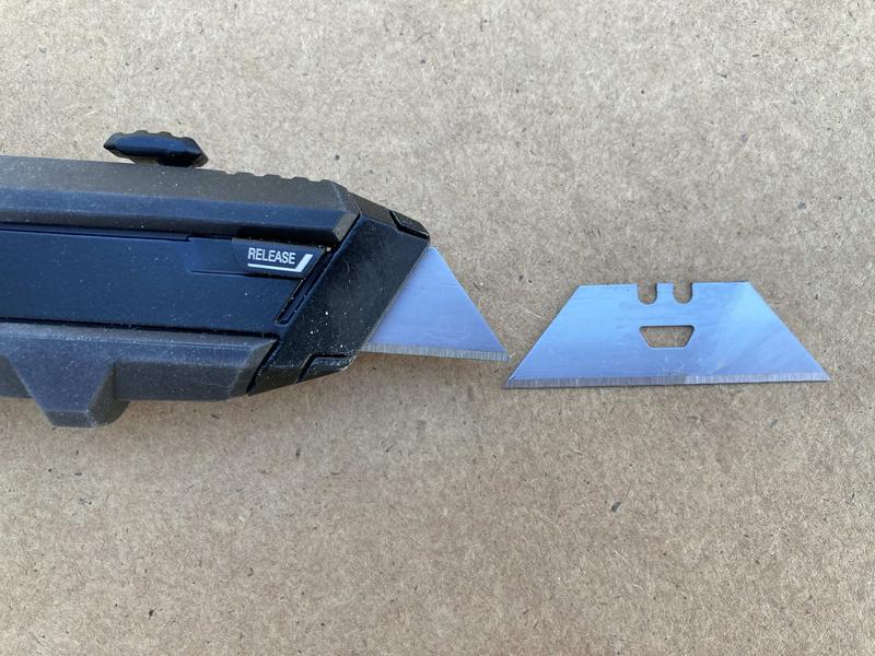 Reload Utility Knife + 2 Blade Mags — TOUGHBUILT