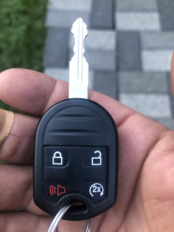 Car Keys Express Black Remote Head Key Brass Automotive Key Blank ...