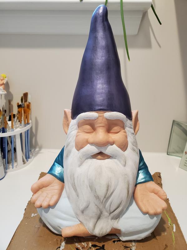 Style Selections 16-in H x 10.38-in W Gnome Garden Statue at Lowes.com