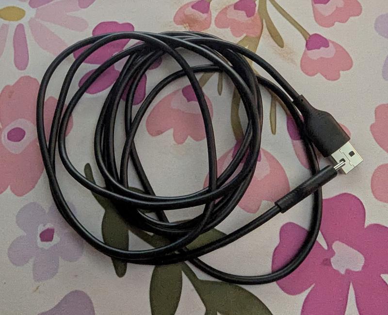 Utilitech 8-ft Usb 2 Usb-c Black Cable 8B47-3190010R-FG at Lowes.com