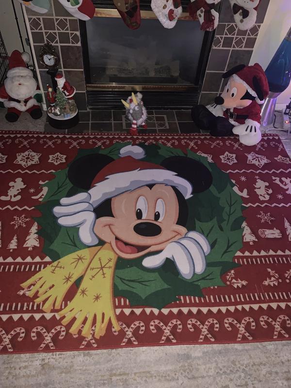 Disney Mickey Mouse 78-in Wreath Rug 46689 at Lowes.com