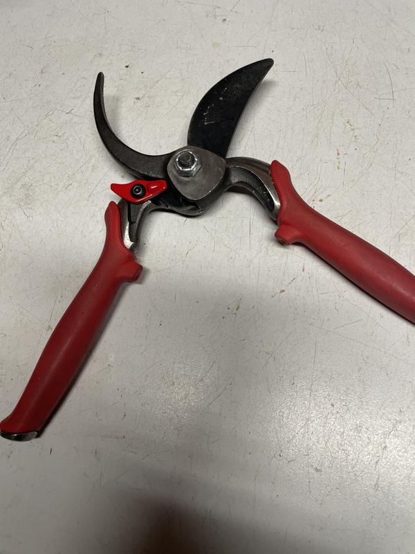 Barnel USA Heavy-Duty Forged By-Pass Pruner with Pin Bearing