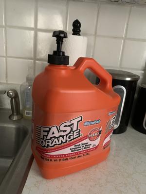 FAST ORANGE Pumice Hand Cleaner, Citrus Scent, 1 gal Dispenser, 4/Carton  (25219CT)