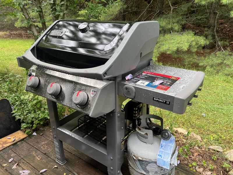 Barbecue gaz Spirit II E-310 Noir avec Plancha Émaillée - Weber