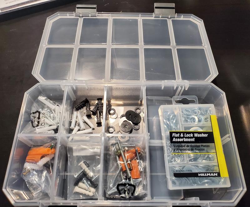Kobalt Plastic 17-Compartment Plastic Small Parts Organizer in the Small  Parts Organizers department at