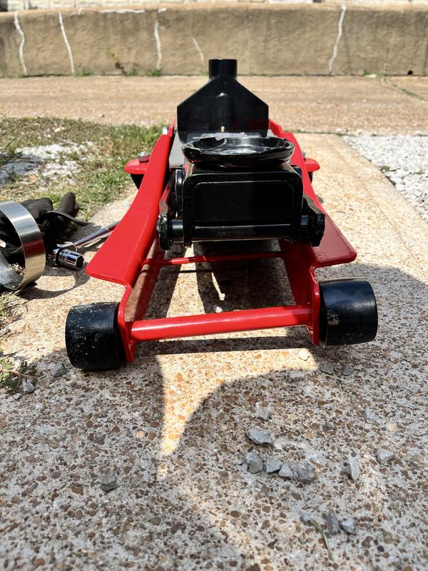 CRAFTSMAN Red 3-Ton Steel Hydraulic Jack Kit T830018M+