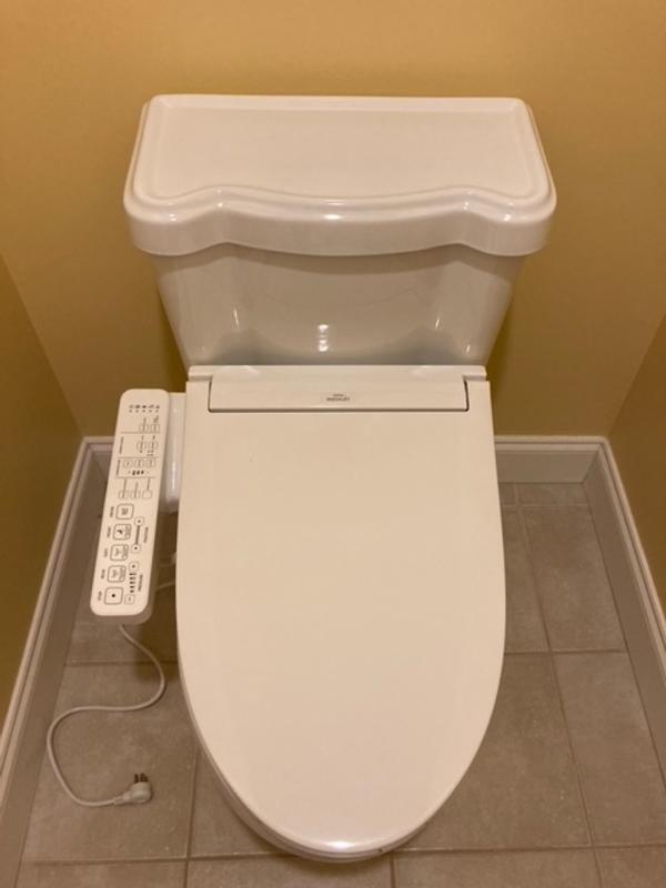 TOTO Washlet C2 Plastic Cotton White Elongated Soft Close TOTO Washlet C2 Plastic Cotton White Elongated Soft Close