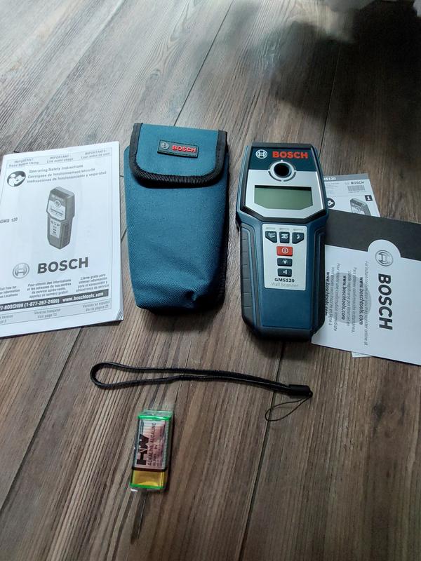 Bosch 4.75-in Scan Depth Electric/Metal/Wood Finder in the Stud
