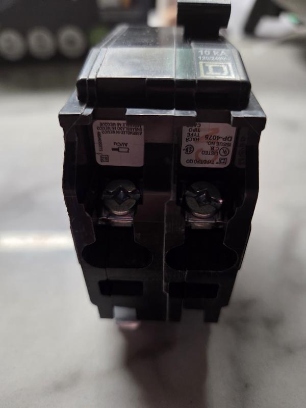 Square D QO 25-amp 2-Pole Standard Trip Circuit Breaker QO225CP at