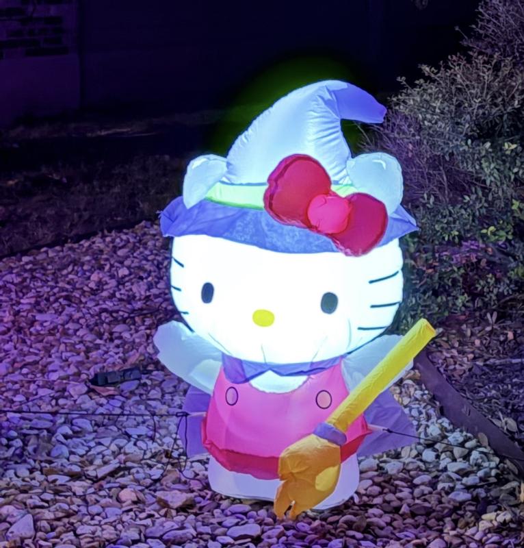 Hello Kitty 3.5-ft Hello Kitty as Witch Inflatable in the Outdoor ...