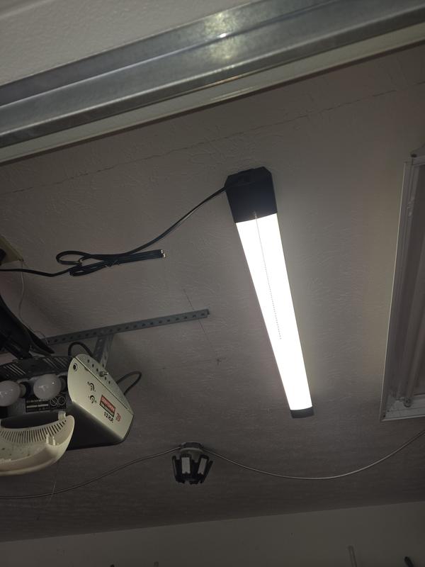 Metalux 4-ft 10000-Lumen White LED Linear Garage Shop Light