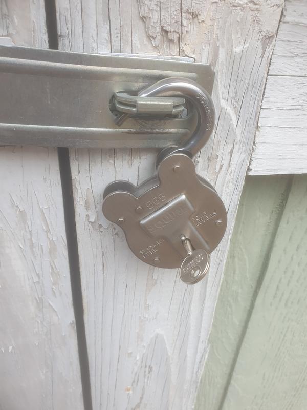 Squire Locks Old English Keyed Padlock, 2-1/8-in Wide x 3/4-in Shackle ...
