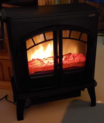 Duraflame 19.5-in W 5200-BTU Black Metal Infrared Quartz Electric Stove  with Thermostat in the Electric Stoves department at Lowes.com