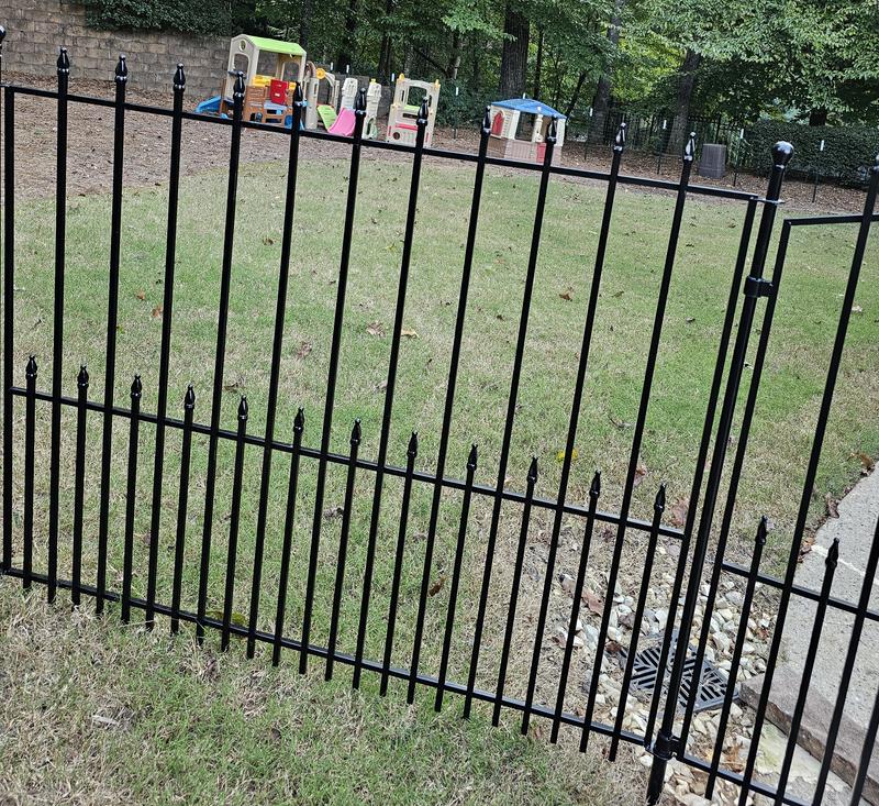 YARDLINK Right Transitional Panel 4-ft H x 2-ft W Black Steel Decorative Metal Pressed-point No Dig Decorative Fence Panel
