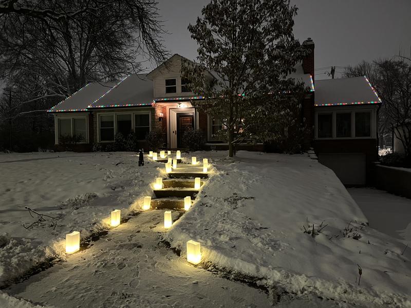 https://photos-us.bazaarvoice.com/photo/2/cGhvdG86bG93ZXM/868357be-583e-5267-9dec-0b57445db32a