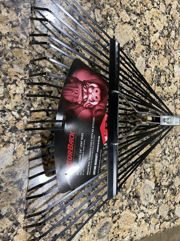 Razor-Back 34-in L Wood-Handle Steel Garden Rake 2911200 at Lowes.com
