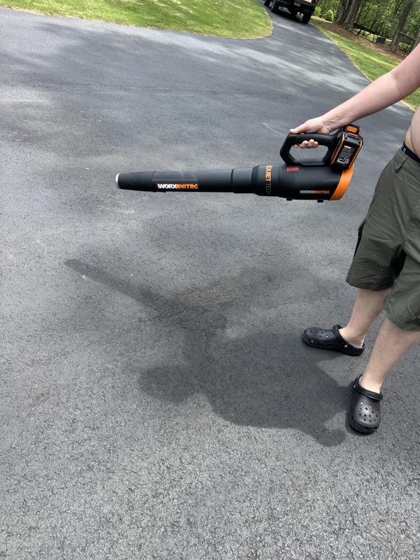 WORX Nitro Power Share 40-volt Cordless Battery String Trimmer and Leaf ...