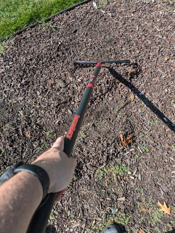 Razor-Back 66.5-in L Fiberglass-Handle Steel Garden Rake
