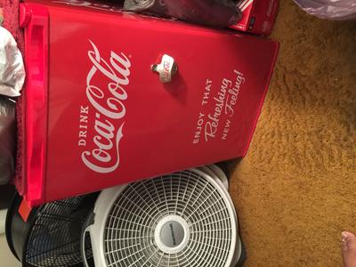 Coca-Cola 3.5 Cu.Ft. Refrigerator & Chest Freezer, Red — Nostalgia Products