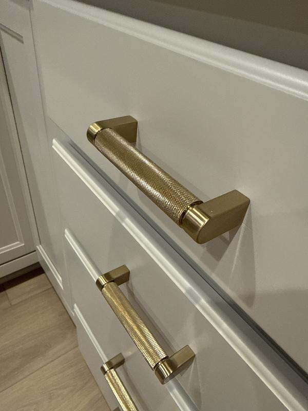 Sumner Street Home Hardware Kent Knurled 12-in (305mm) Center to