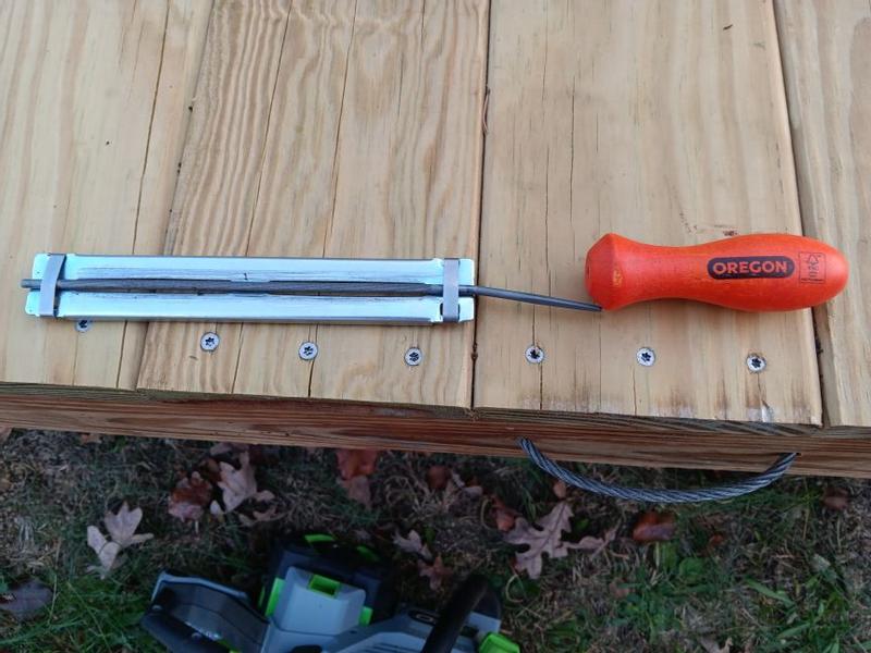 Oregon 5/32-in Chainsaw Sharpening File Guide (Includes 1 Round File ...