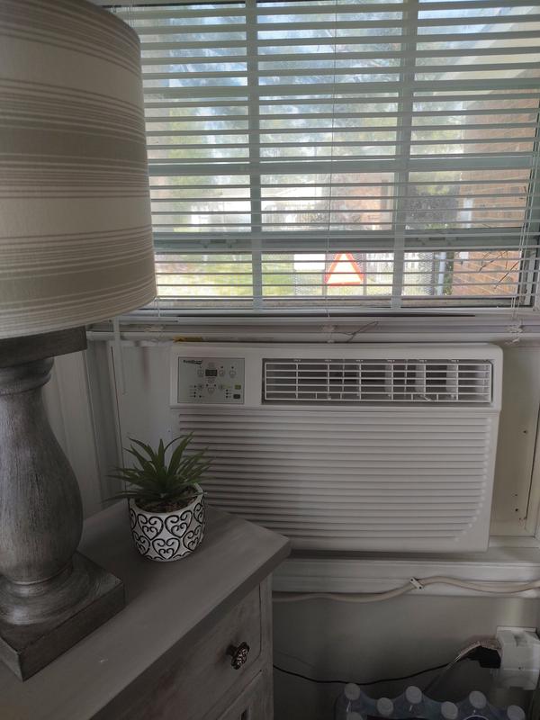 Koldfront WAC12001W 12,000 BTU Window Heat/Cool Air Conditioner White