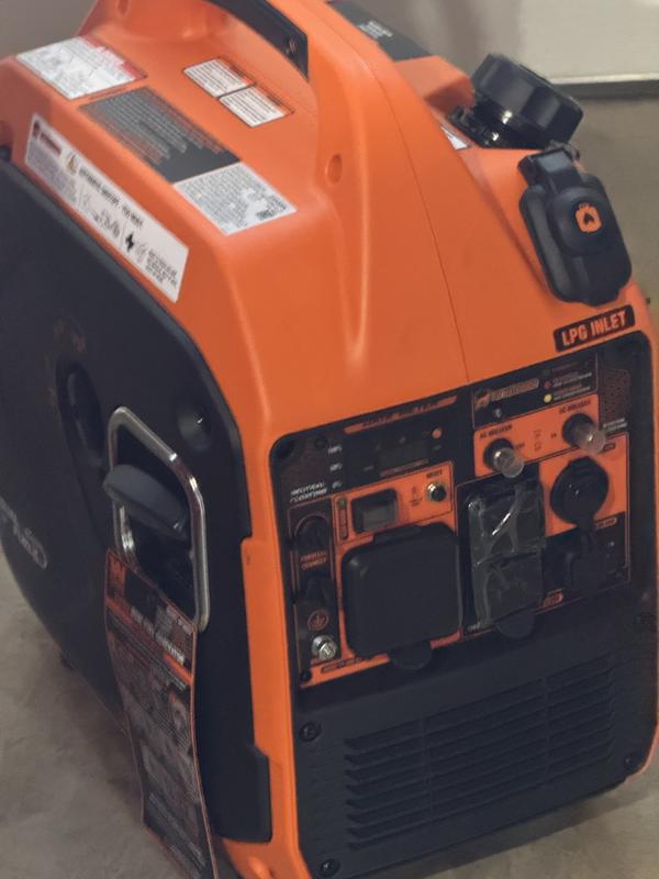 WEN Dual Fuel Inverter 3600-Watt Dual Fuel (Gasoline/Propane
